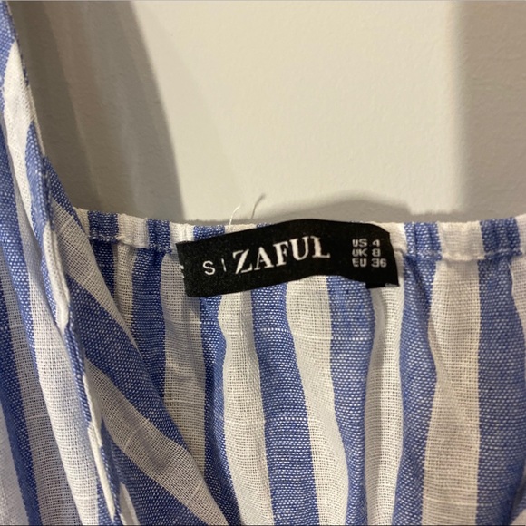 2/$10 NWOT Zaful Blue and White Striped Romper Size S - Picture 6 of 6